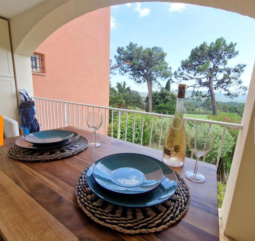 Studio Apartment - Domaine Du Golf Resort ロクブリューヌ・シュル・アルジャン エクステリア 写真