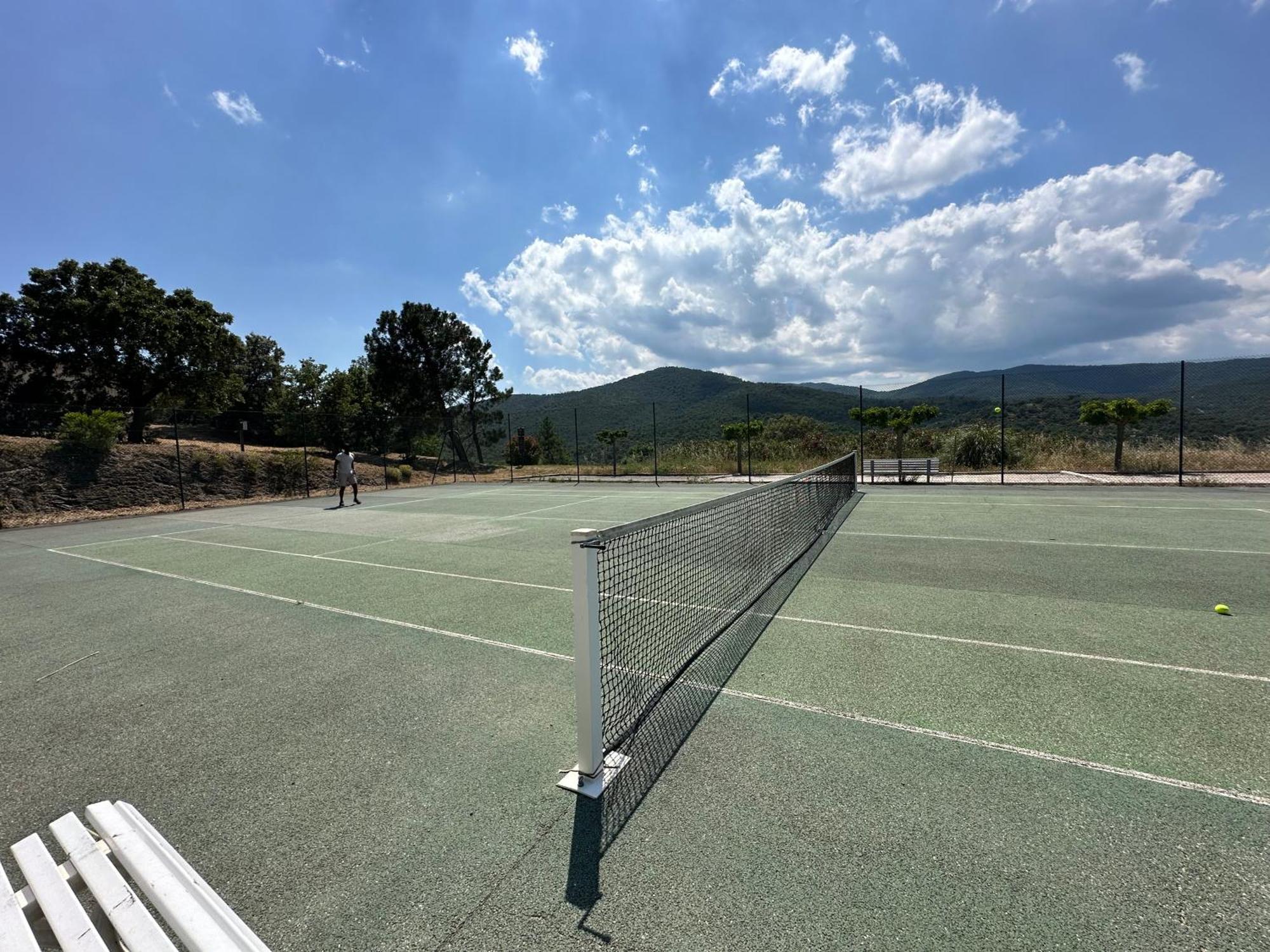 Studio Apartment - Domaine Du Golf Resort ロクブリューヌ・シュル・アルジャン エクステリア 写真